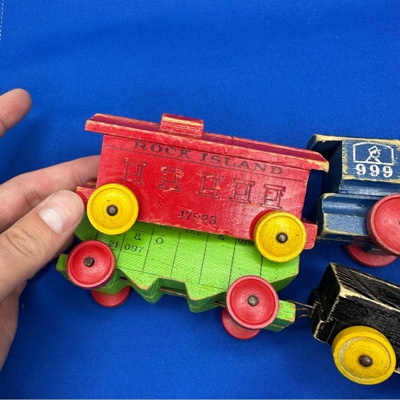 Vintage Strombecker Set of 4 Train and cars - Picture 4 of 9